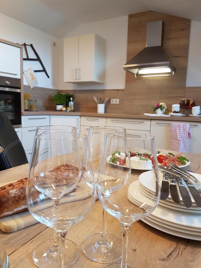 Ferienwohnung An Der Kleinen Schreinerei Hallschlag Exterior foto